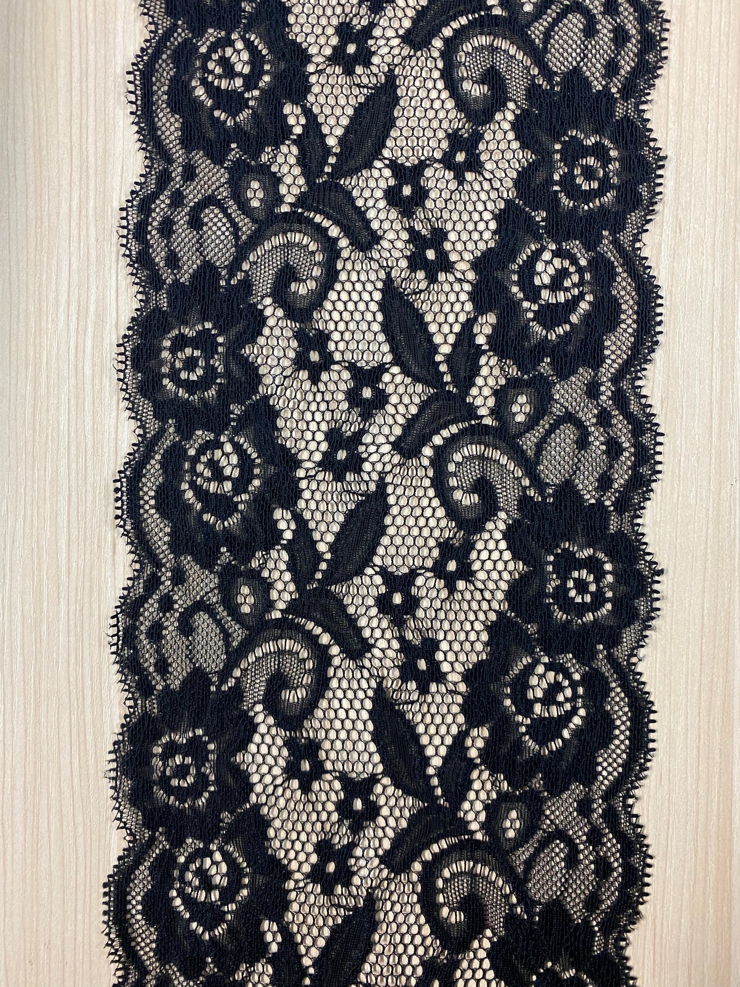 Stretch Lace Black 15cm (6inches) 528